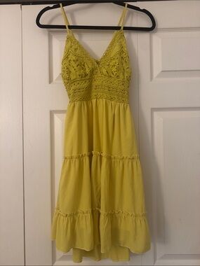 Amazon Yellow Lace Bodice Spaghetti Strap Midi Dress